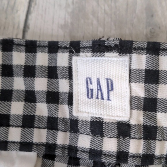 GAP Black & White Checkered City Shorts 3" inseam size 2 - Picture 10 of 12